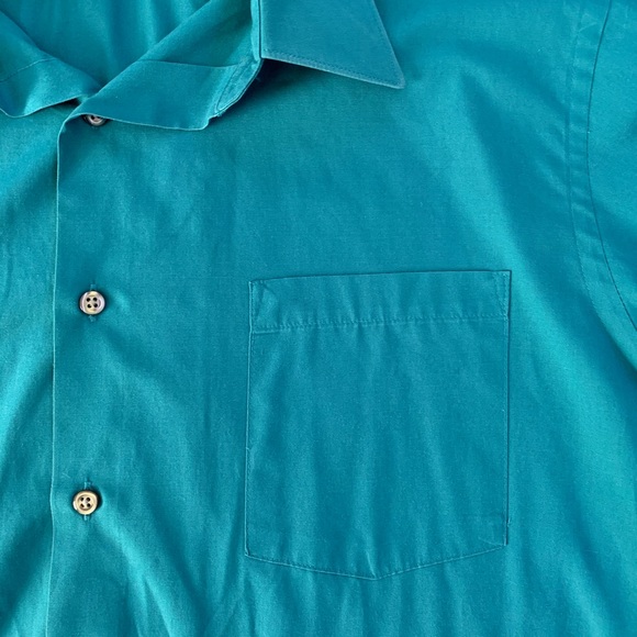 Van Heusen Fitted Button Down Dress Shirt - Picture 3 of 3